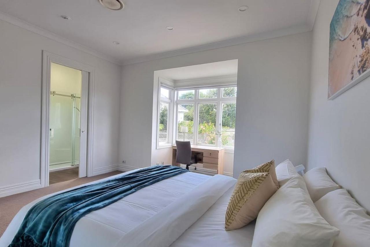 Central Auckland 5-Bedroom Villa With Free Parking 외부 사진